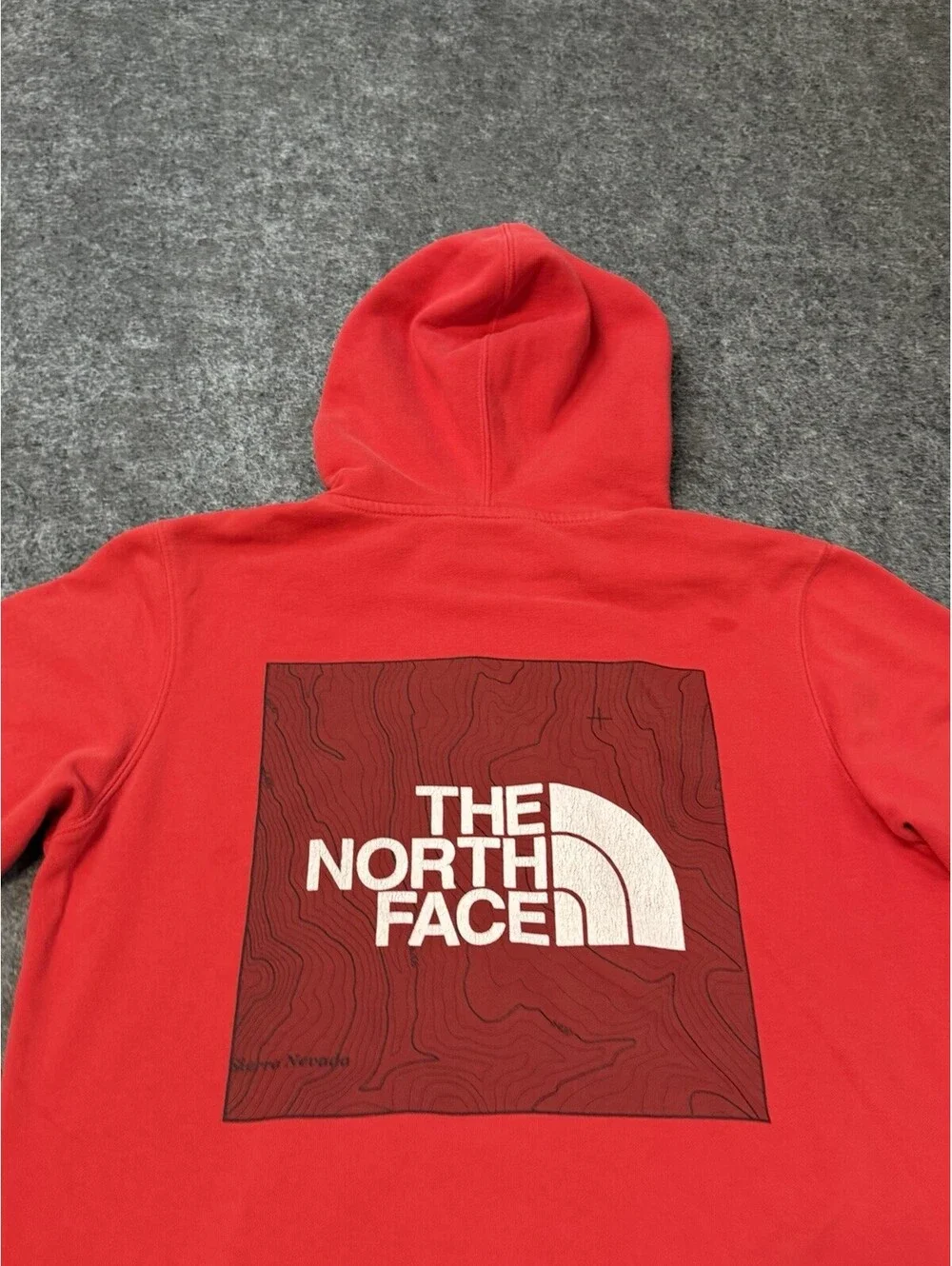 The North Face Men’s Small Red Pullover Hoodie Topographic Logo Graphic.